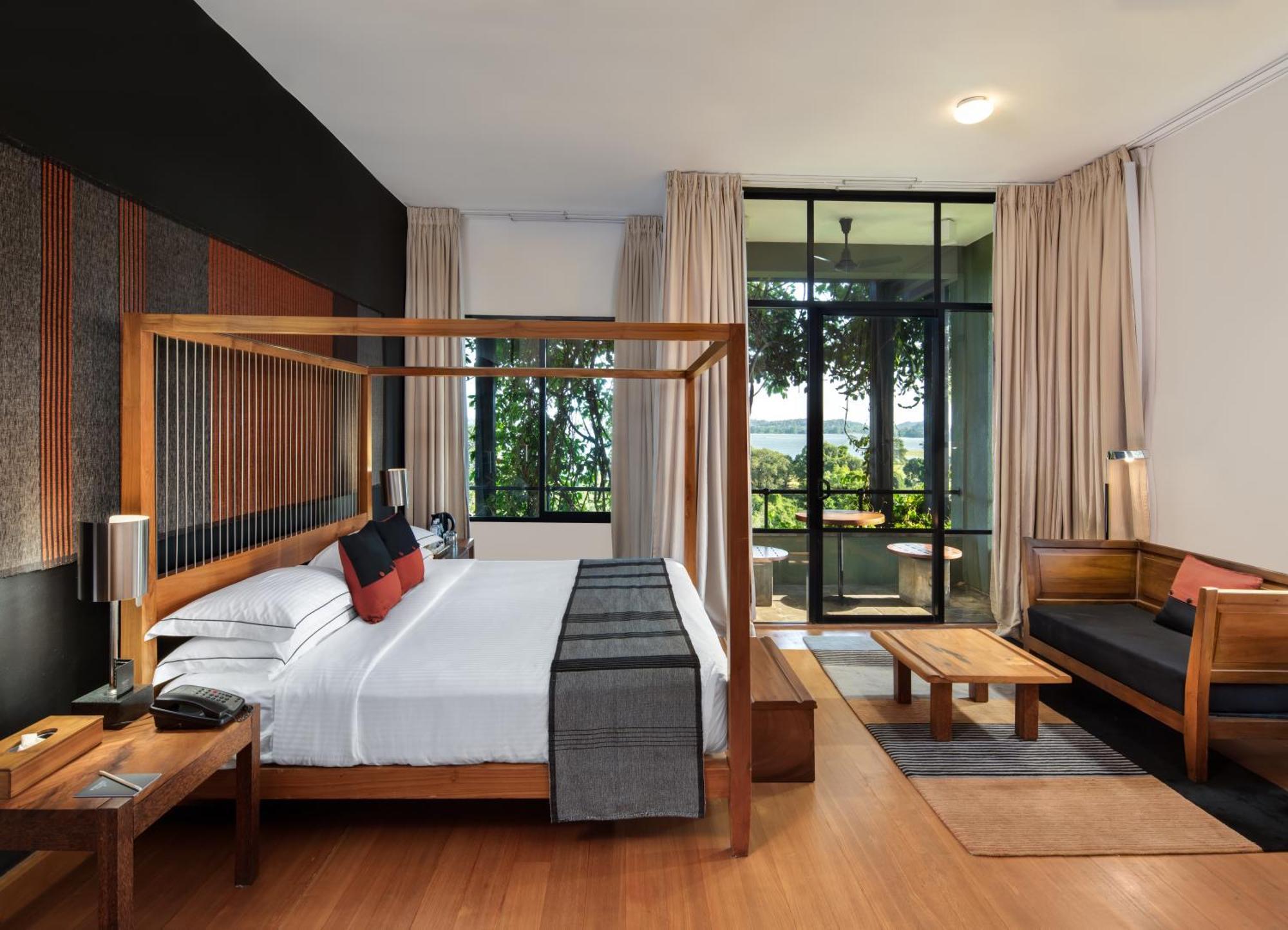 Hotel Heritance Kandalama 5*