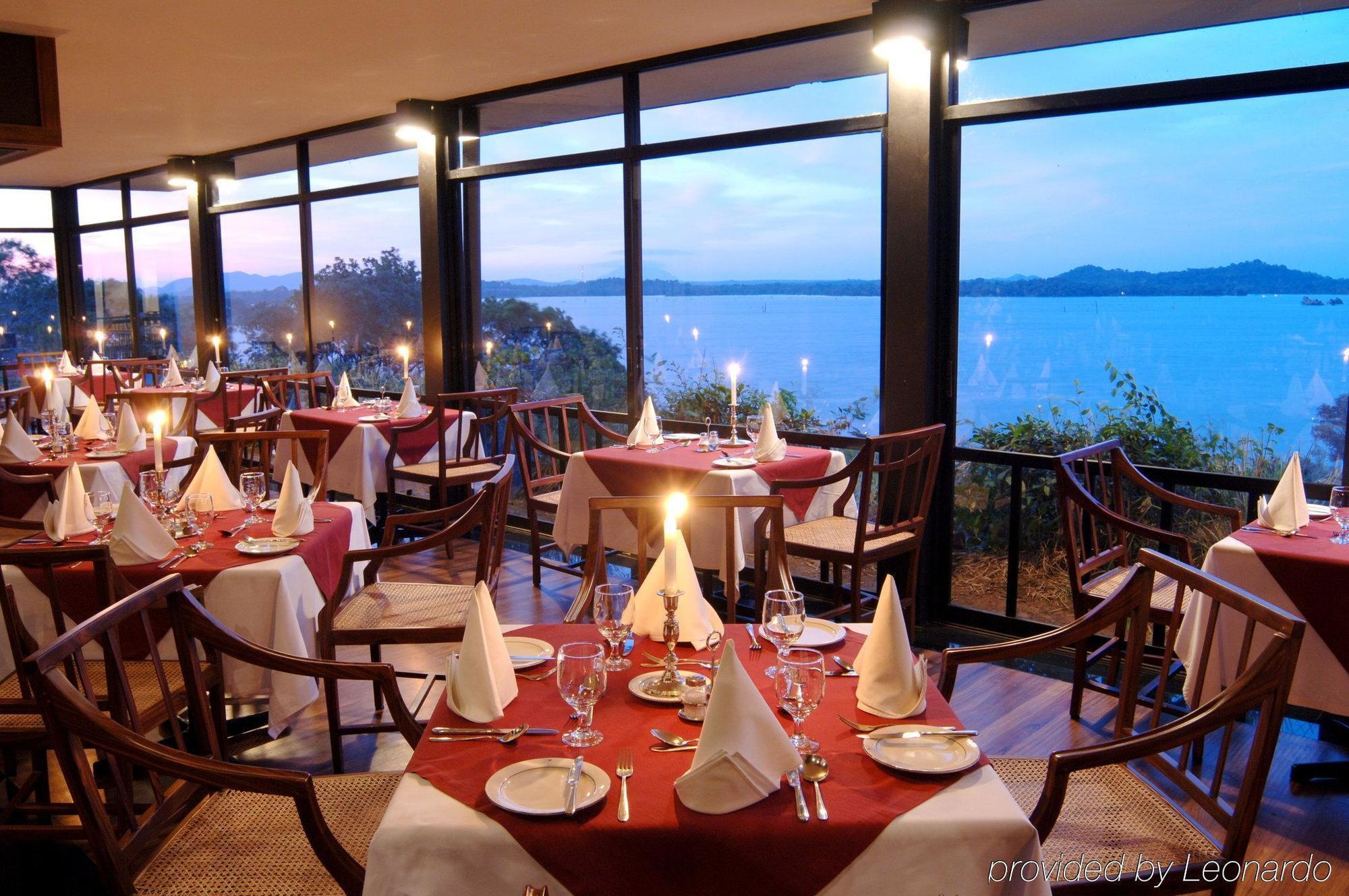 Heritance Kandalama Hotel Sigiriya