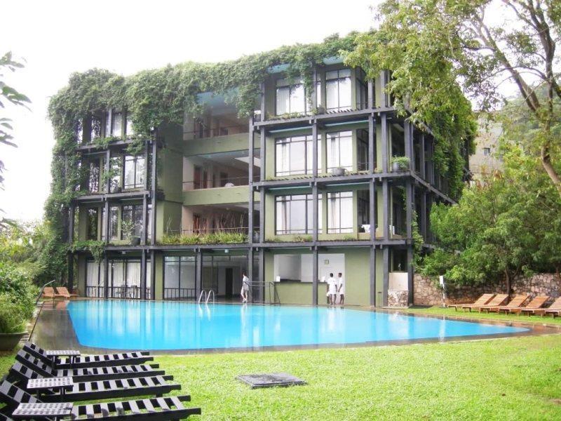 Hotel Heritance Kandalama