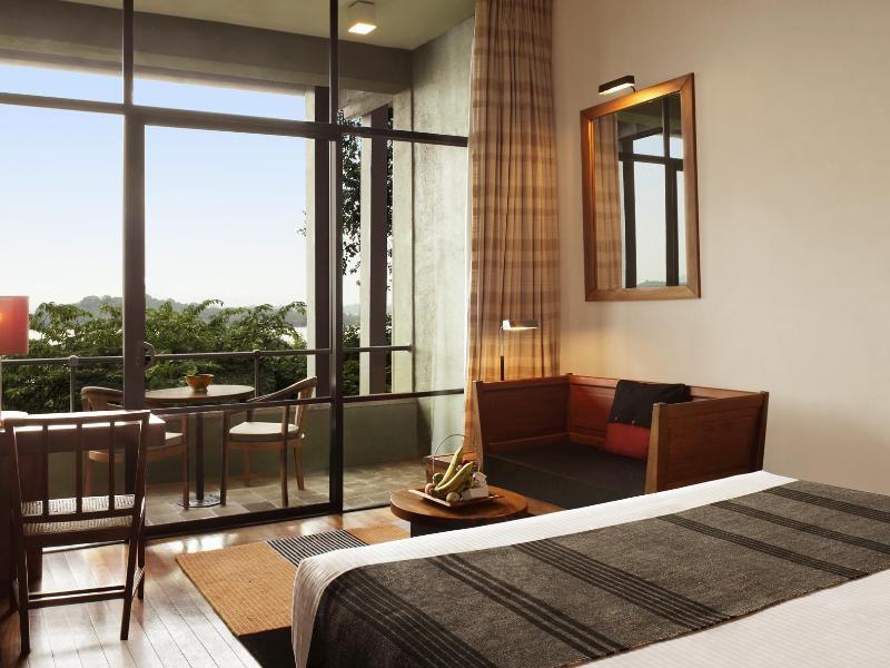Hotel Heritance Kandalama